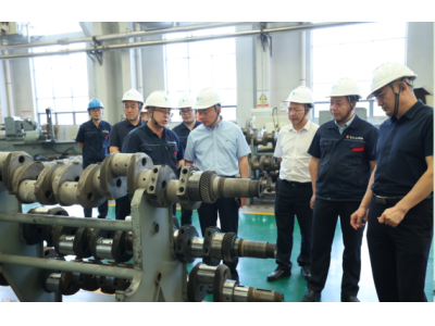 水發(fā)集團總經(jīng)理助理、安全總監(jiān)馮建忠一行到勝動集團調(diào)研指導